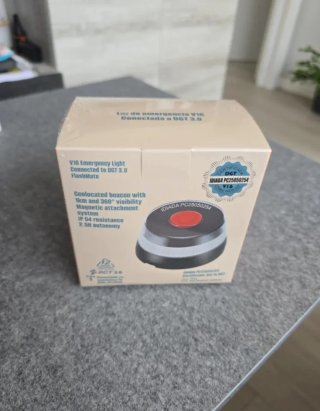 Baliza V16 DGT 3.0 Conectada FlashMate