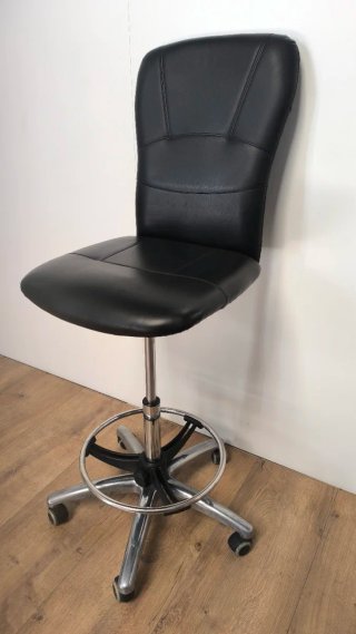 Silla de peluquería o oficina negra polipiel