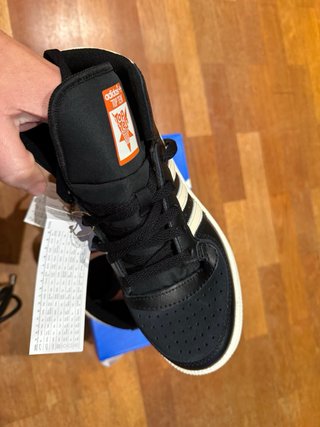 Zapatilla botín Adidas Negra Naranja