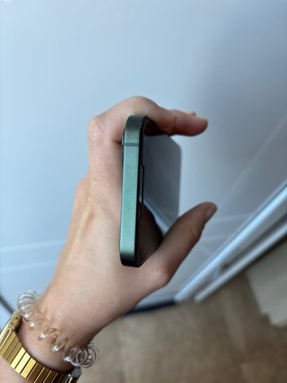 iPhone 13 128GB Verde Oscuro