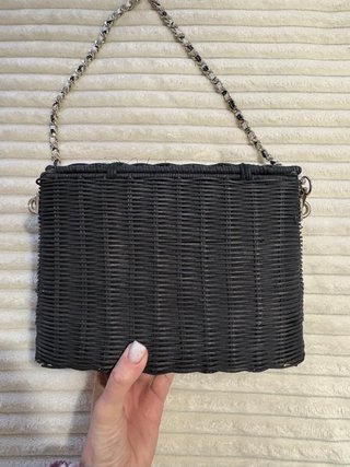 Bolso Zara Mimbre Negro Cadena Plata