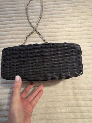 Bolso Zara Mimbre Negro Cadena Plata