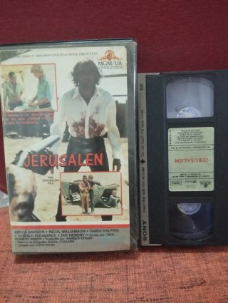 Películas VHS edición videoclub a 3 euros unidad