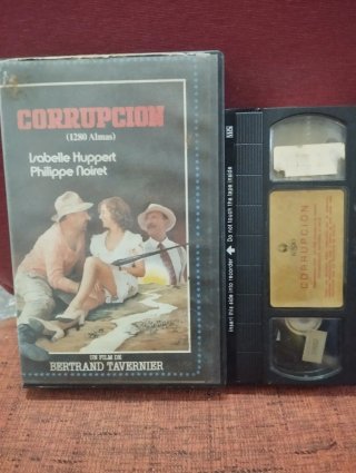 Películas VHS edición videoclub a 3 euros unidad