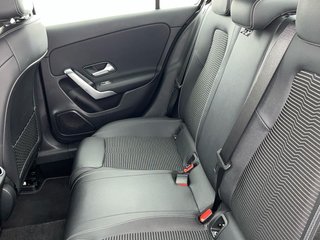 Mercedes-Benz Clase A 180 100 kW (136 CV)