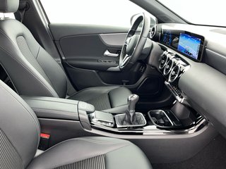 Mercedes-Benz Clase A 180 100 kW (136 CV)