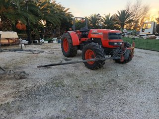 Tractor Kubota M9000