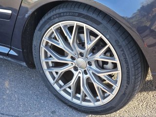 Audi A8L 4.2 FSI 350cv