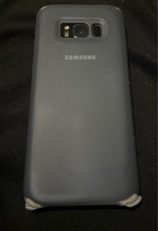 Samsung Galaxy S8 con funda
