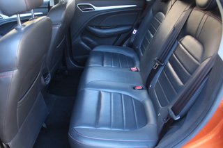 MG ZS 1.5 VTI 106 LUXURY (2022)
