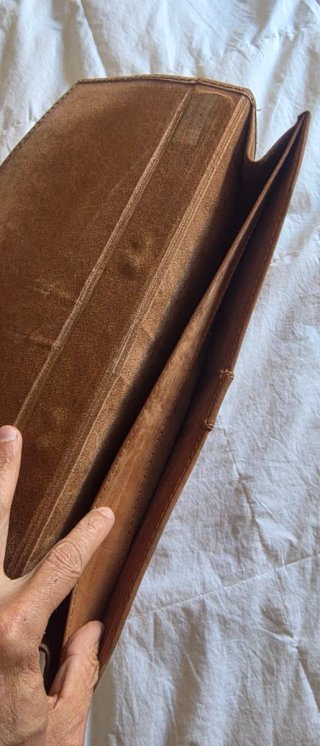 Cartera ejecutiva piel ante