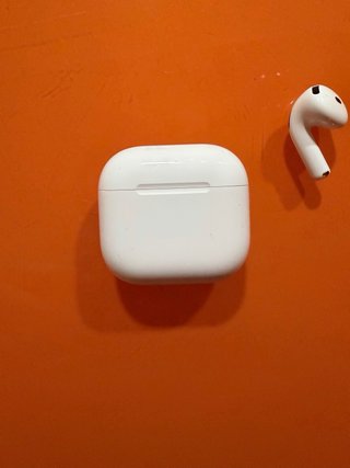 Apple AirPods 4 ANC Izquierdo + Estuche Carga
