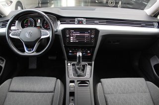 Volkswagen PASSAT 1.4 HYBRID 218 GTE EXECUTIVE (2023)