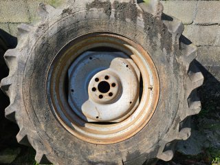 Ruedas Tractor 16.9-30