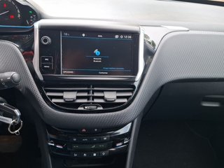 Peugeot 2008 PureTech 110 S&S Allure EAT6 81 kW (110 CV)