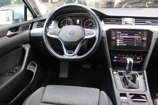 Volkswagen PASSAT 1.4 HYBRID 218 GTE EXECUTIVE (2023)