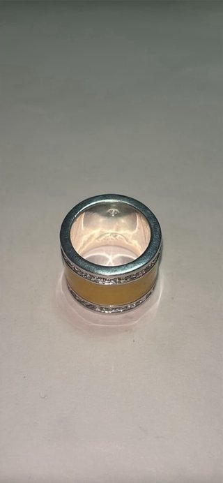 Anello fascia zirconi