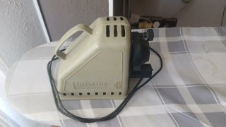 Proyector de fotos antiguo beige