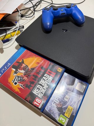 Playstation 4 Slim 1TB + Mando  + Juegos y cables