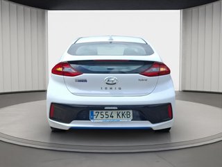 Hyundai Ioniq 1.6 GDI HEV Tecno DCT 104 kW (141 CV)
