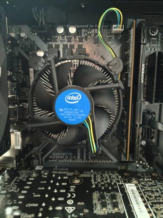 Procesador Intel i3 9100F + Disipador