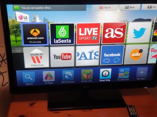 TV LG Smart TV 42 para piezas
