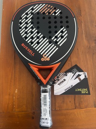 Pala de pádel Russell Classic
