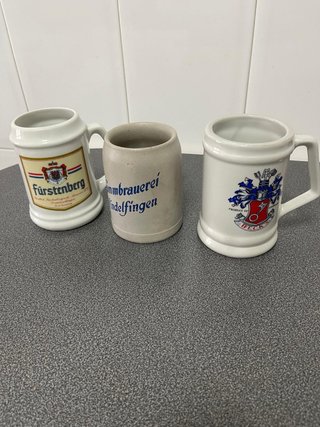 Set di tre brocche per birra in stile tedesco
