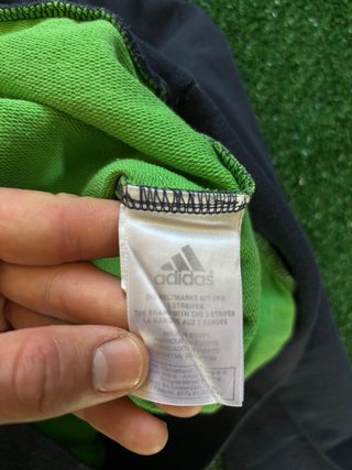 Felpa Adidas con cappuccio verde e nero