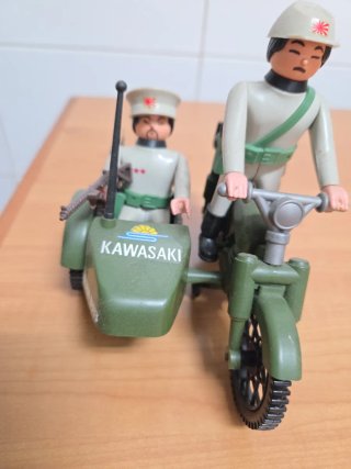 Airgamboys Moto con Sidecar Militar Japoneses