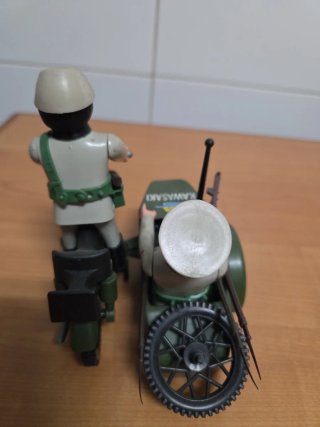 Airgamboys Moto con Sidecar Militar Japoneses