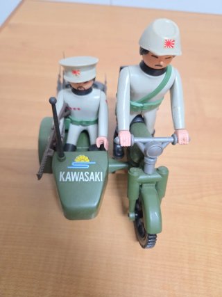 Airgamboys Moto con Sidecar Militar Japoneses