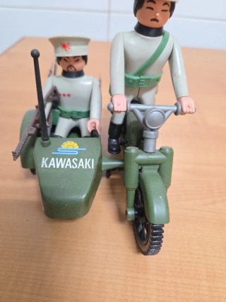 Airgamboys Moto con Sidecar Militar Japoneses