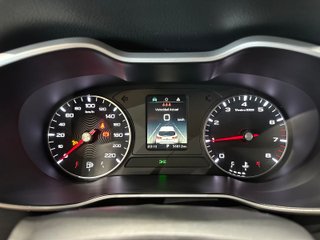 MG ZS 1.0 100 1.0T-GDI LUXURY (2022)
