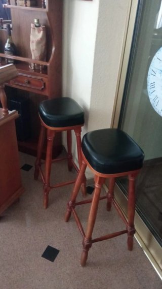 Mueble Bar Vintage Madera y Cuero