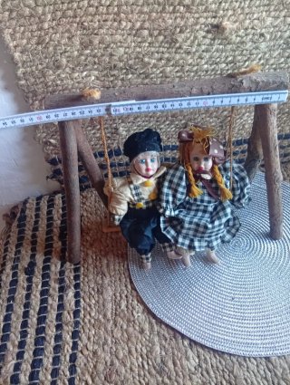 Muñeca antigua tela y porcelana