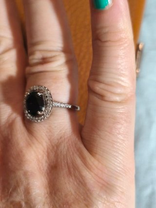 Anillo vintage con piedra negra y circonitas
