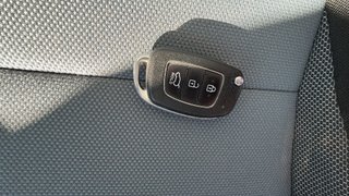 Hyundai i20 1.4 CRDI Link 66 kW (90 CV)