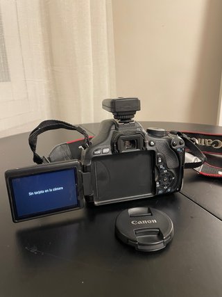 Canon EOS 600D EFS 18-55mm