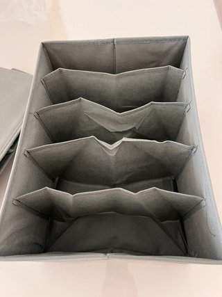 Confezione da 4 organizer in tessuto grigio per abbigliamento