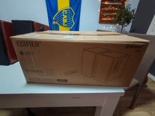 Altavoces Edifier R1700BT Marrón y Negro