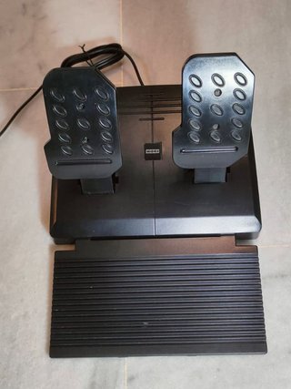 Volante Hori Apex RWA Inalámbrico + pedales