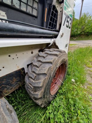 Bobcat 753 G minicargadora