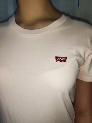 Camiseta / T-Shirt Levi's Rosa Pastel – Talla XS