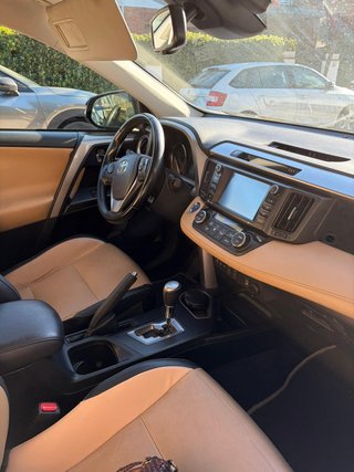 Toyota RAV4 2017. Perfecto. Sólo particulares.