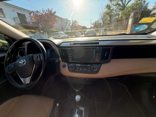 Toyota RAV4 2017. Perfecto. Sólo particulares.