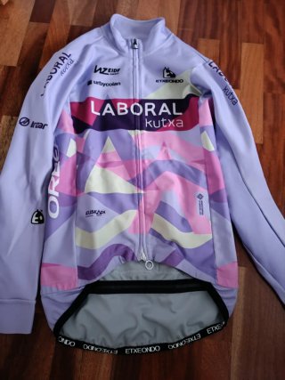 Gaba largo Laboral Kutxa Etxeondo Talla S