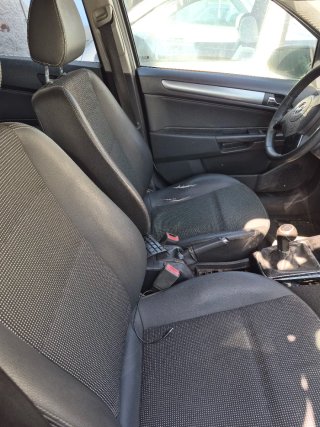 Opel Astra 2009