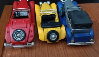 Modellini auto d'epoca