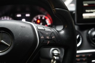 Mercedes-Benz Clase A 180 AMG Line 90 kW (122 CV)